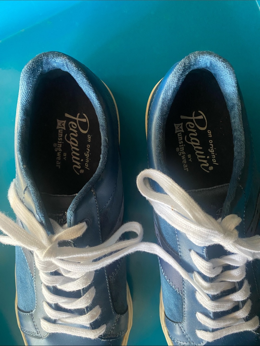 An Original Penguin By Munsingwear Blue and White Low-Top Sneakers - Picture 2 of 5